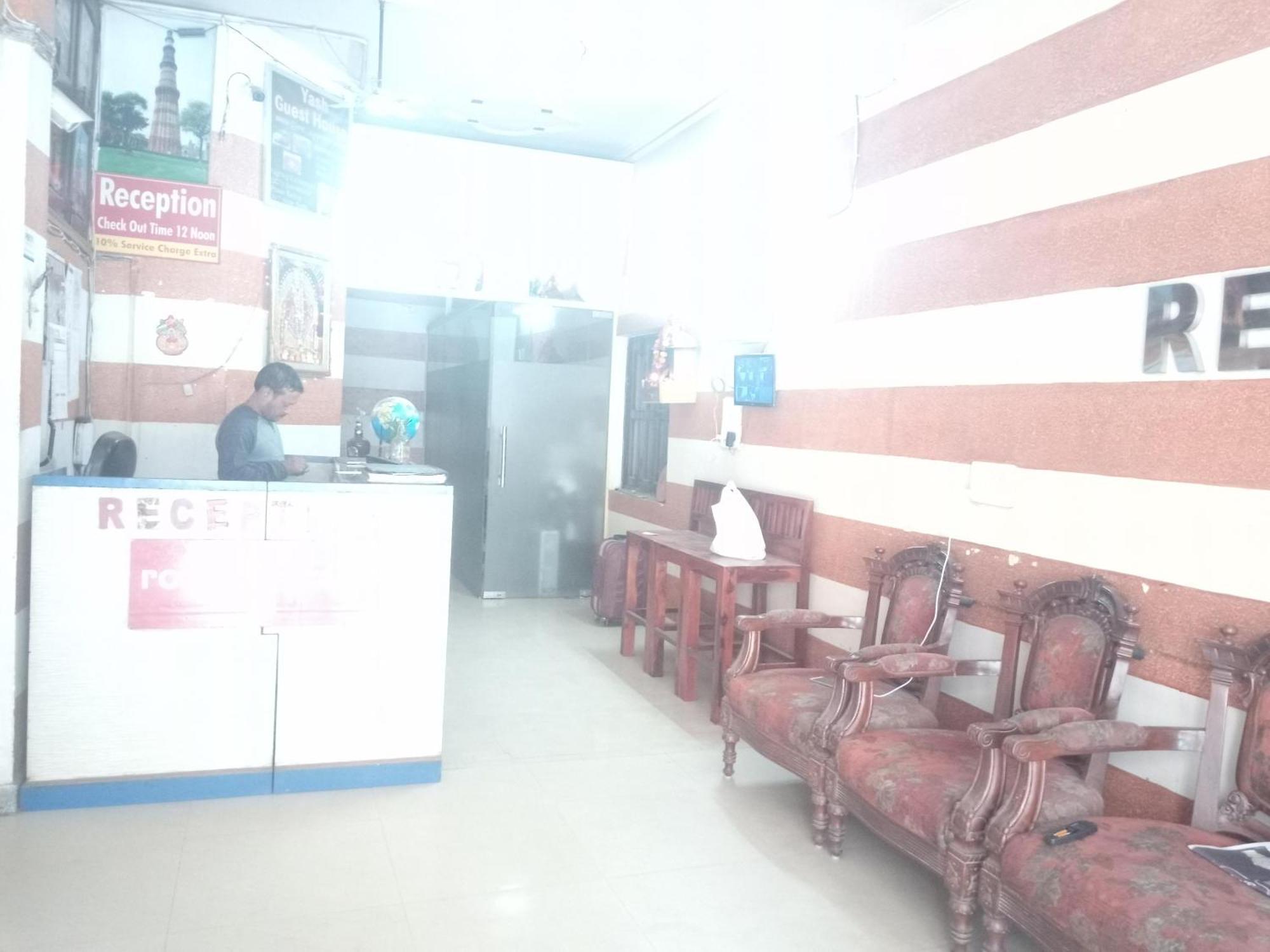 Yash Guest House 01 Minute Walk In Nizamuddin Railway Station New Delhi Luaran gambar